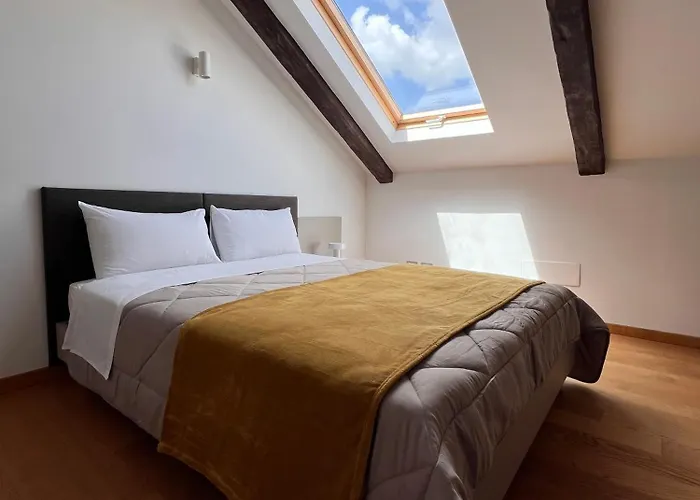 Unonoveuno Luxury